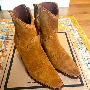 NEW Tecovas Daisy Boots Size 9 in Sienna Suede